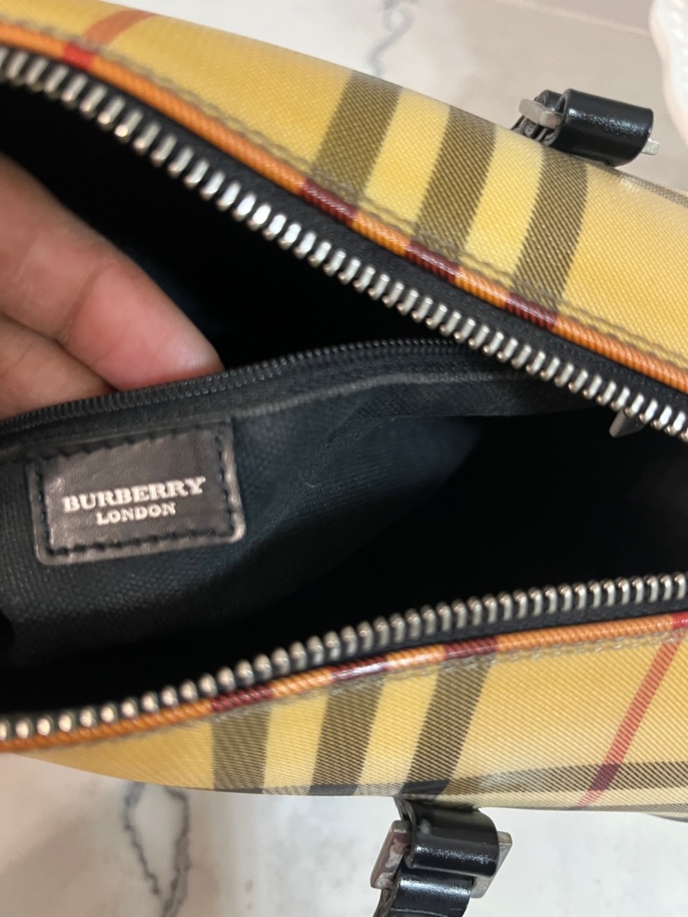 Burberry Beige Plaid Barrel Satchel with Black Trim - Picture 10 of 13